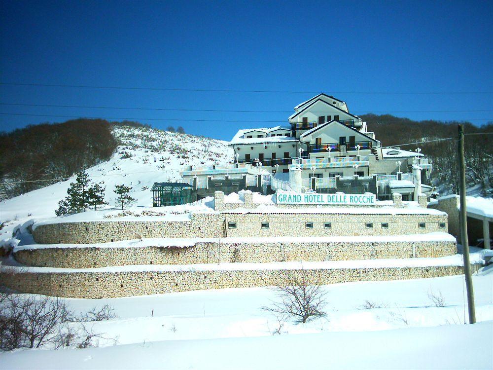 Grand Hotel delle Rocche Rocca di Mezzo Esterno foto
