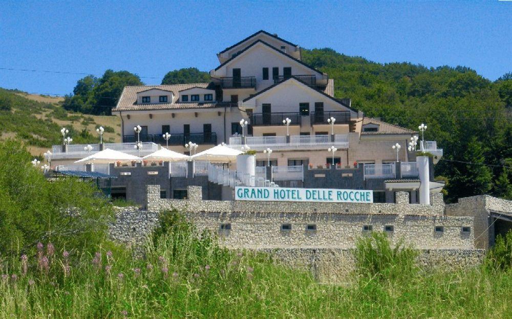 Grand Hotel delle Rocche Rocca di Mezzo Esterno foto