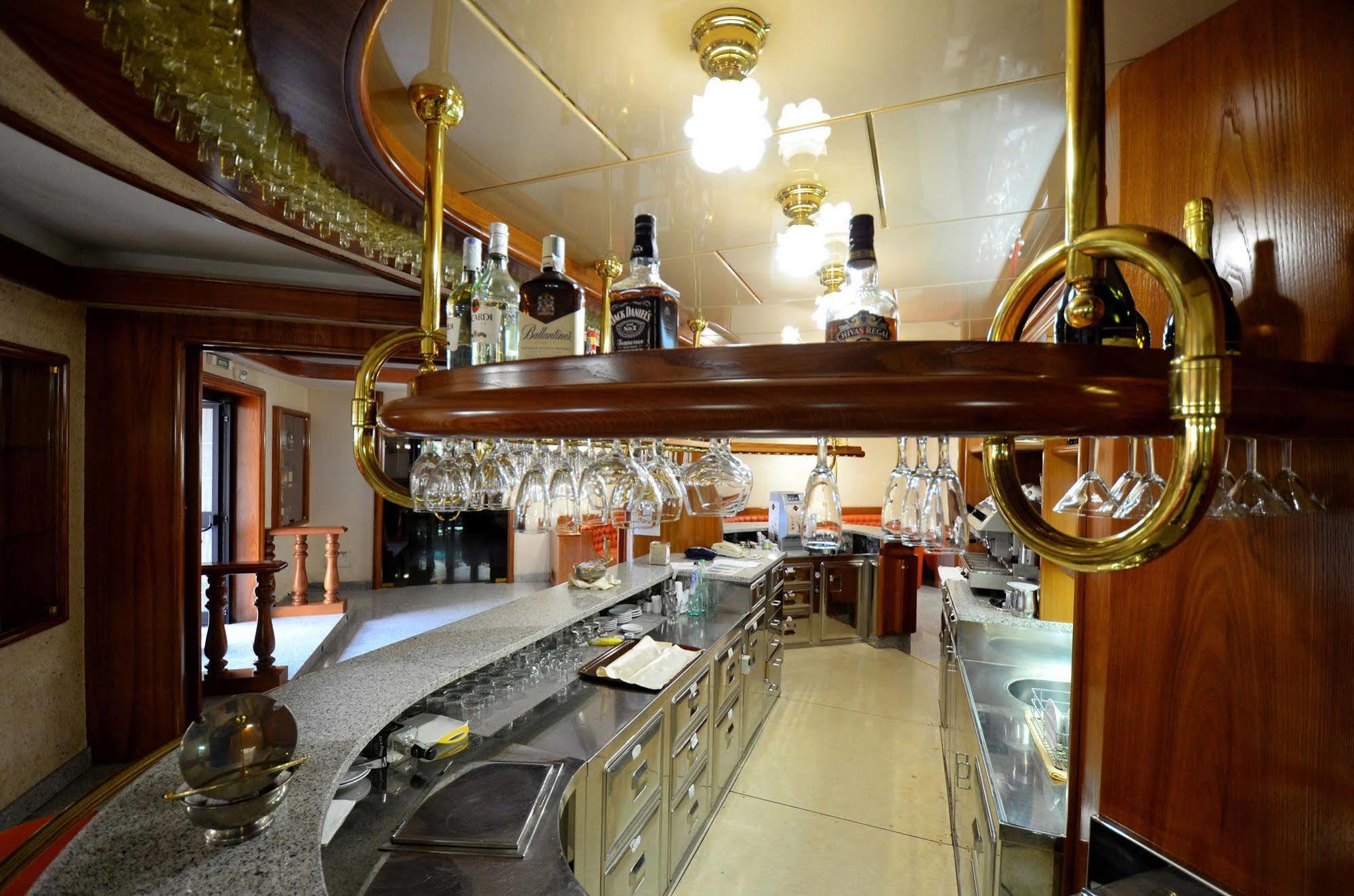 Grand Hotel delle Rocche Rocca di Mezzo Esterno foto